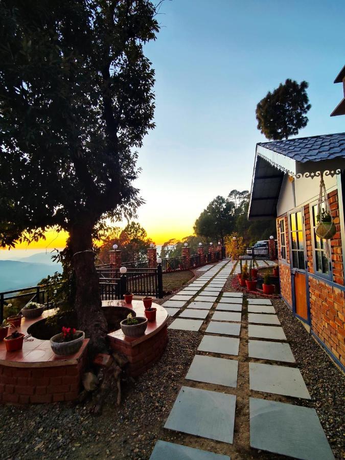 ホテル The Lanswood Estate ランズドーン エクステリア 写真